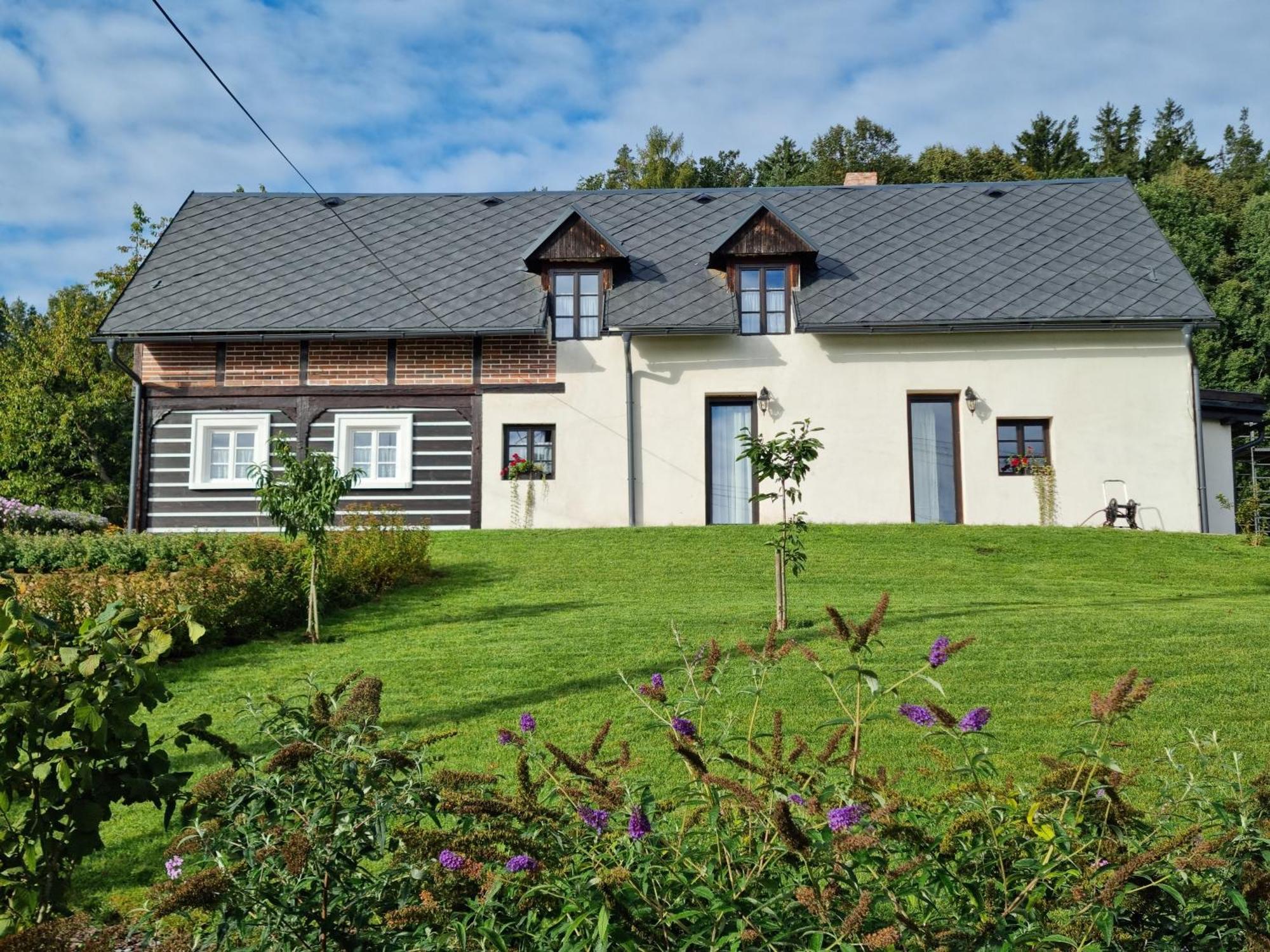 Luxusni Apartman S Krbem - Kunraticke Svycarsko Kunratice  Luaran gambar
